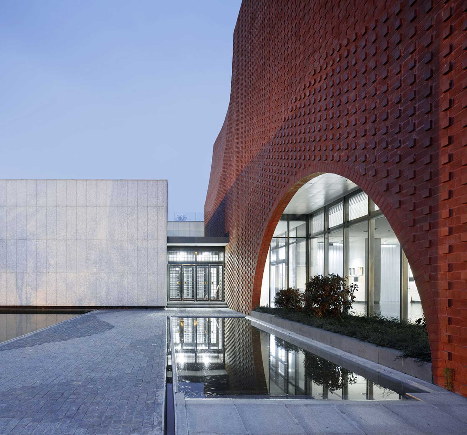 shuyang-art-gallery-uad-12-entrance-court-yeard