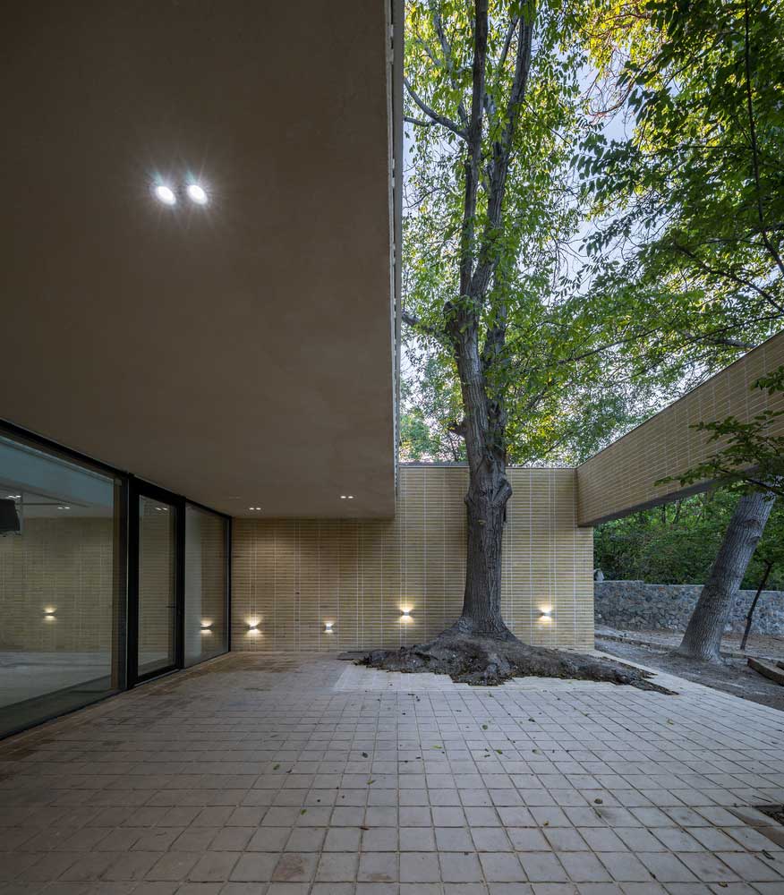 38 Villa Madi / Dida Office