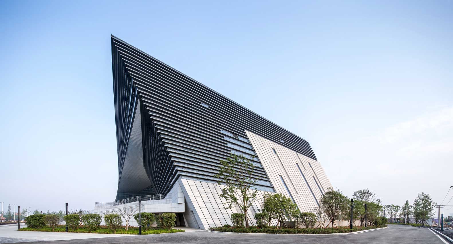 3 Huangshi Urban Complex / AUBE