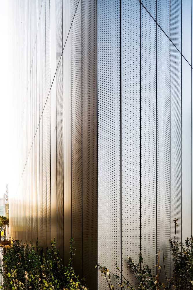 dragonfly (3) Dragonfly / iArc Architects