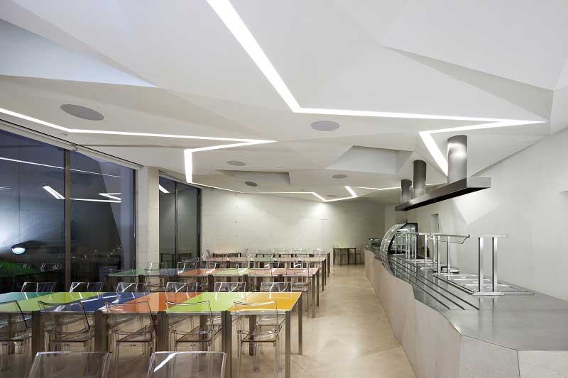 stringio-(3) Vodafone Headquarters