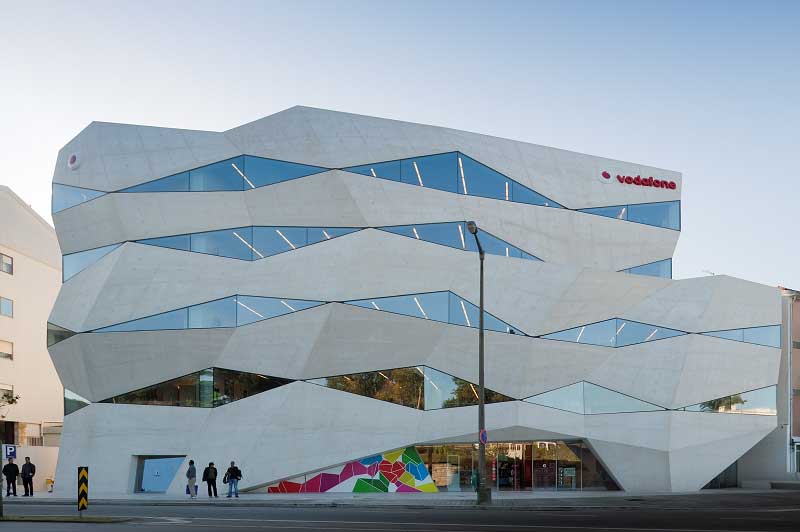 stringio-(5) Vodafone Headquarters