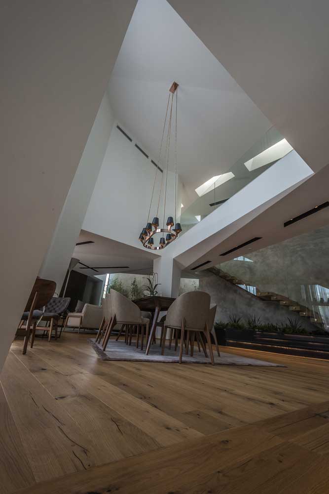 HH_(9) H House / 4M Group