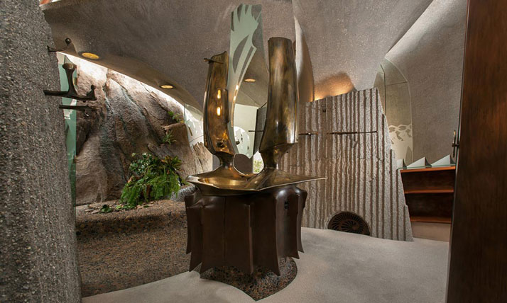 32-Kendrick-Bangs-Kellogg-Joshua-Tree-California-yatzer The Desert House