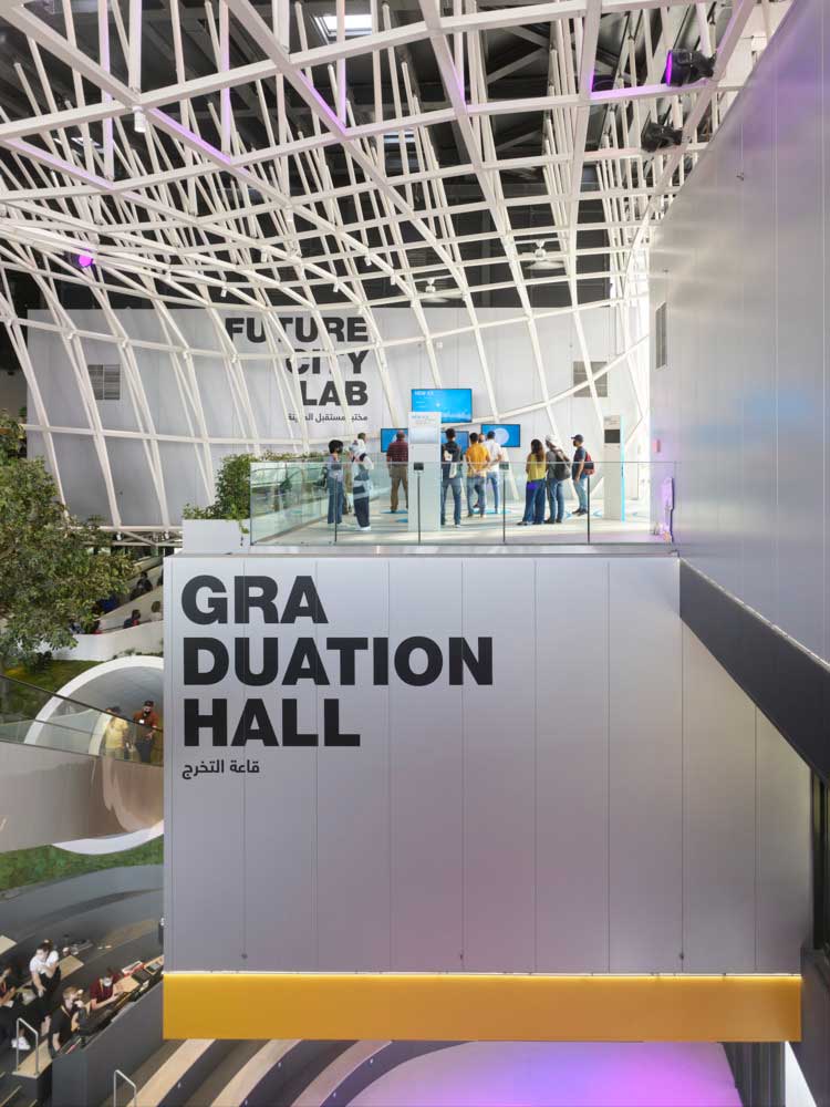 14-view-onto-graduation-hall-roland-halbe پاویون آلمان